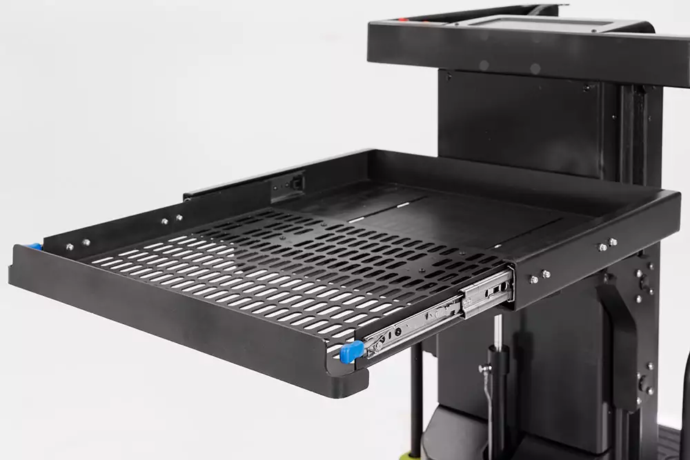 Clark S25L pneu pneumatico em patio externo